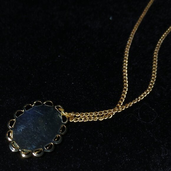Gold Tone Oval Blue Patterned Pendant Necklace Vintage Costume Jewelry #101 - Picture 11 of 12